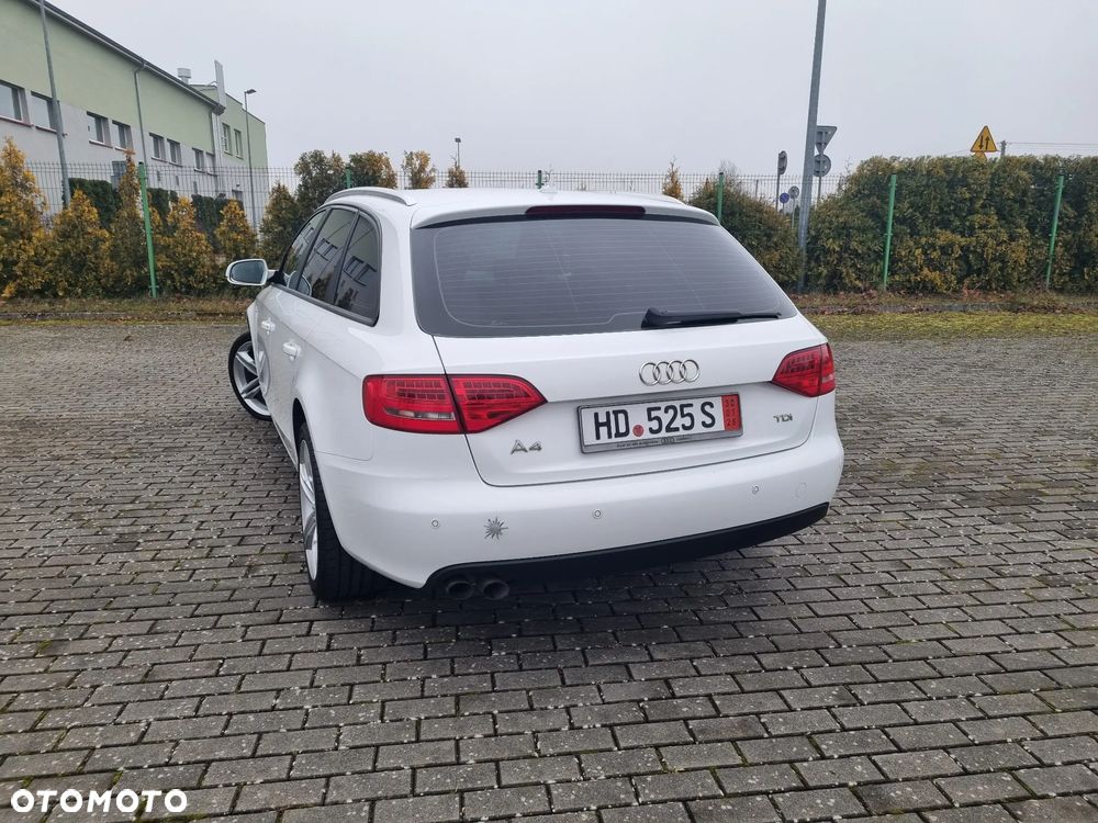 Audi A4 Avant 2.0 TDI DPF Ambiente - 26