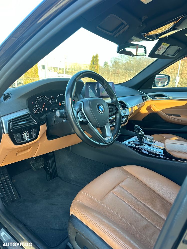 BMW Seria 5 518d Aut. - 9