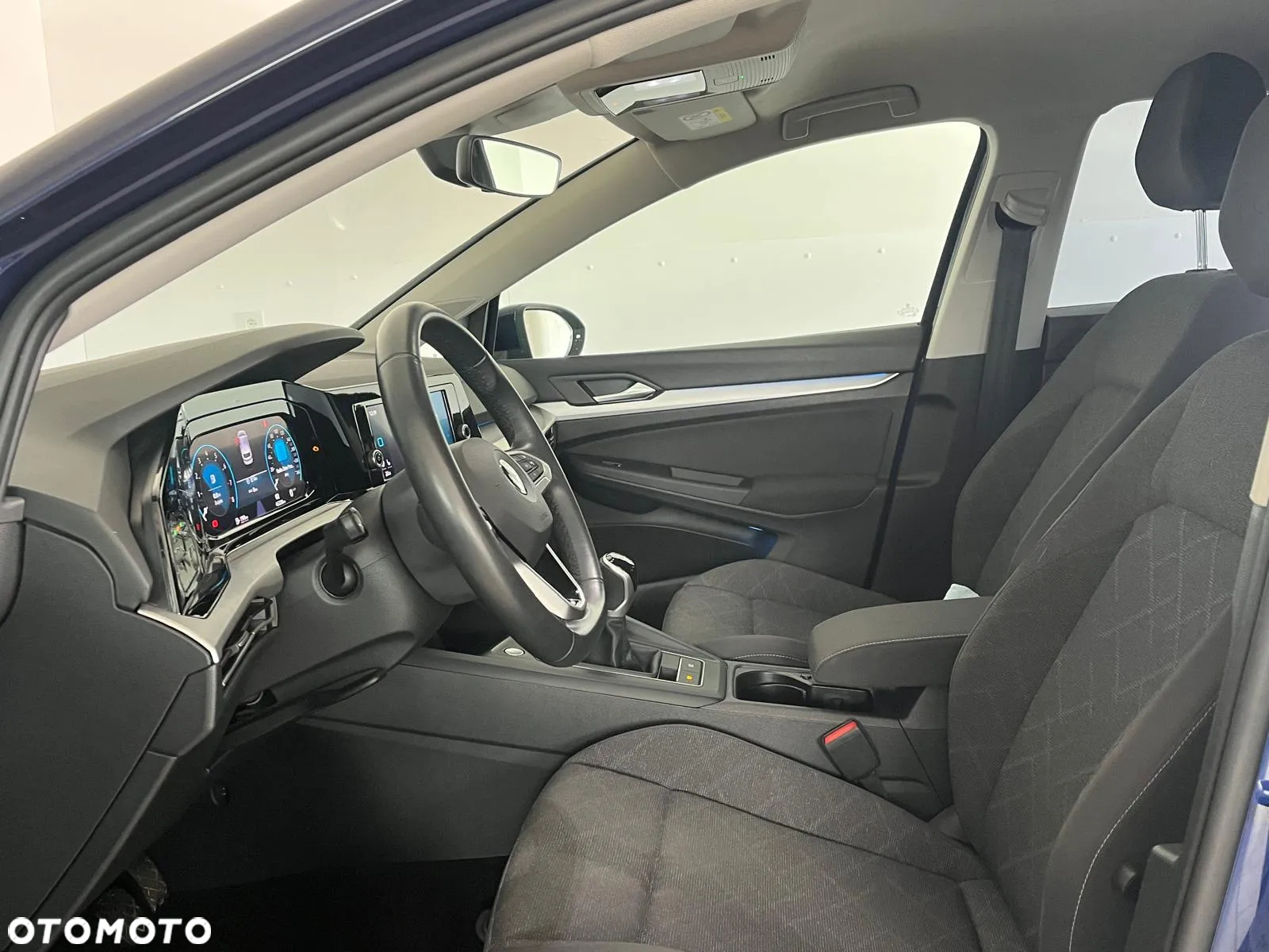 Volkswagen Golf VIII 1.5 TSI EVO Life - 17