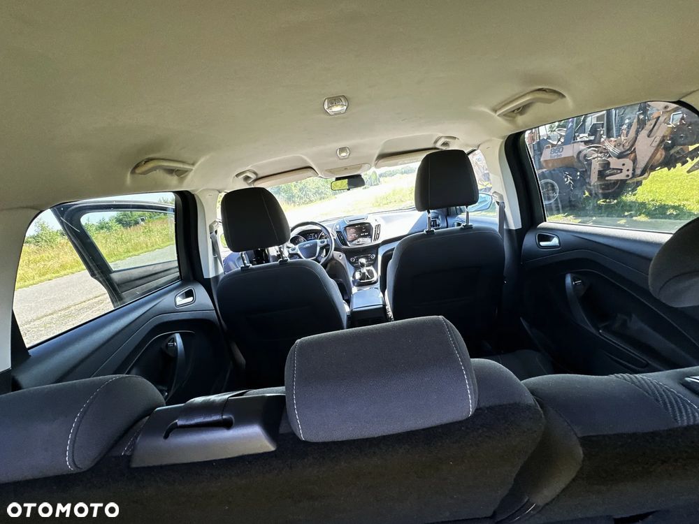 Ford Kuga 2.0 TDCi 2x4 SYNC - 26