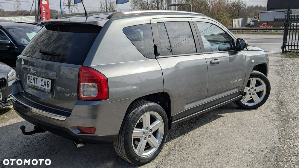 Jeep Compass - 12