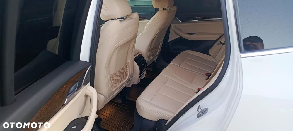 BMW X3 xDrive30i xLine - 13