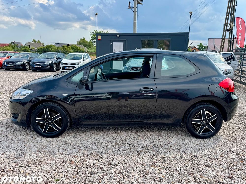 Toyota Auris 1.6 VVT-i Team - 17