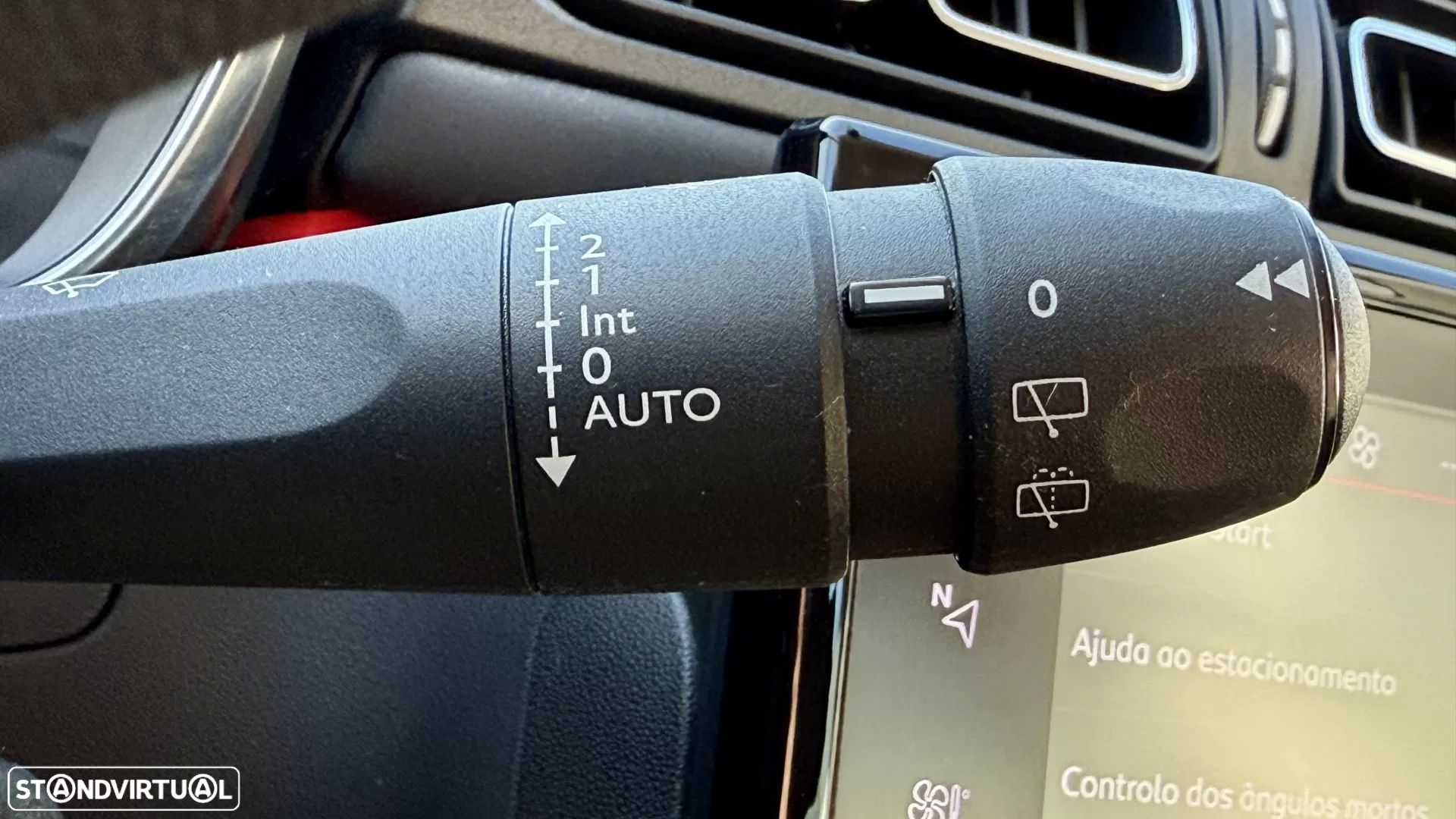 Citroën C3 1.2 PureTech Shine EAT6 - 32
