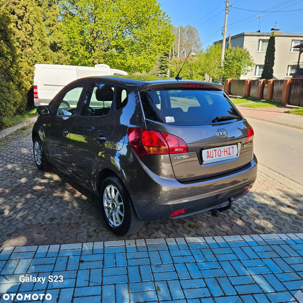 Kia Venga 1.4 CVVT Attract - 11