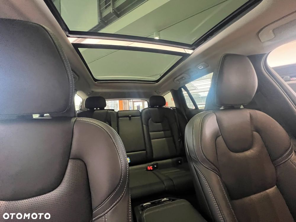 Volvo V60 B4 B Ultimate Dark - 19