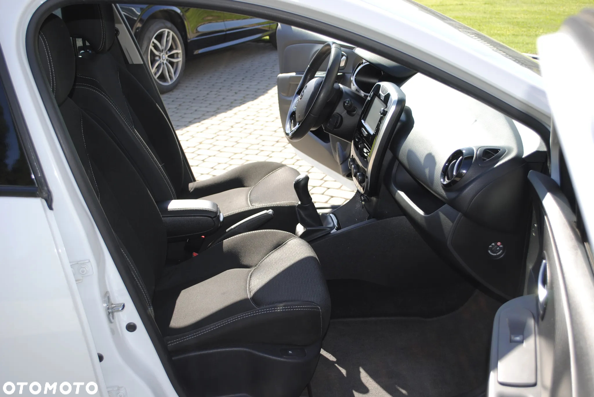 Renault Clio - 14