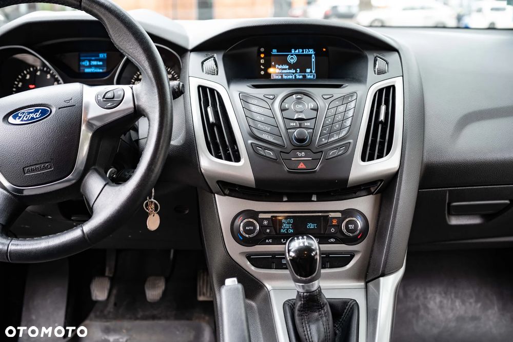 Ford Focus - 23
