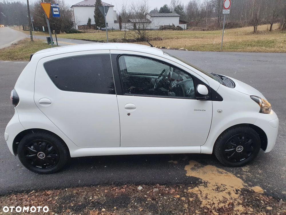 Toyota Aygo - 12