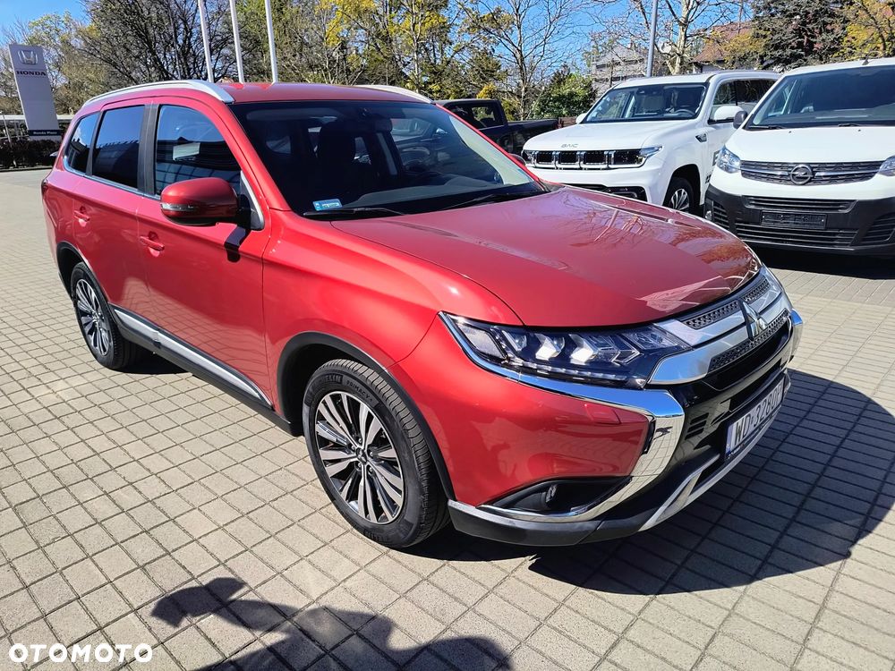 Mitsubishi Outlander 2.0 Intense + 4WD CVT - 5