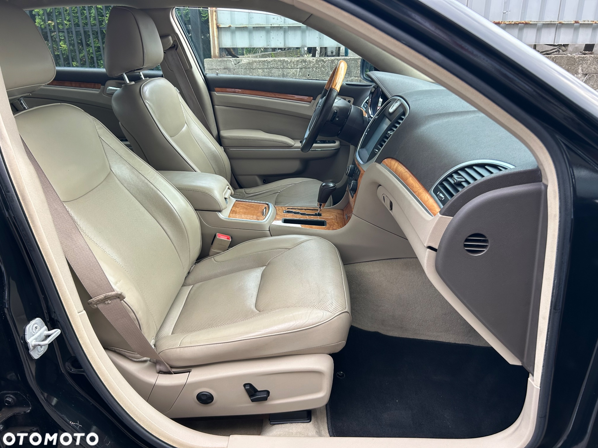 Chrysler 300C - 19