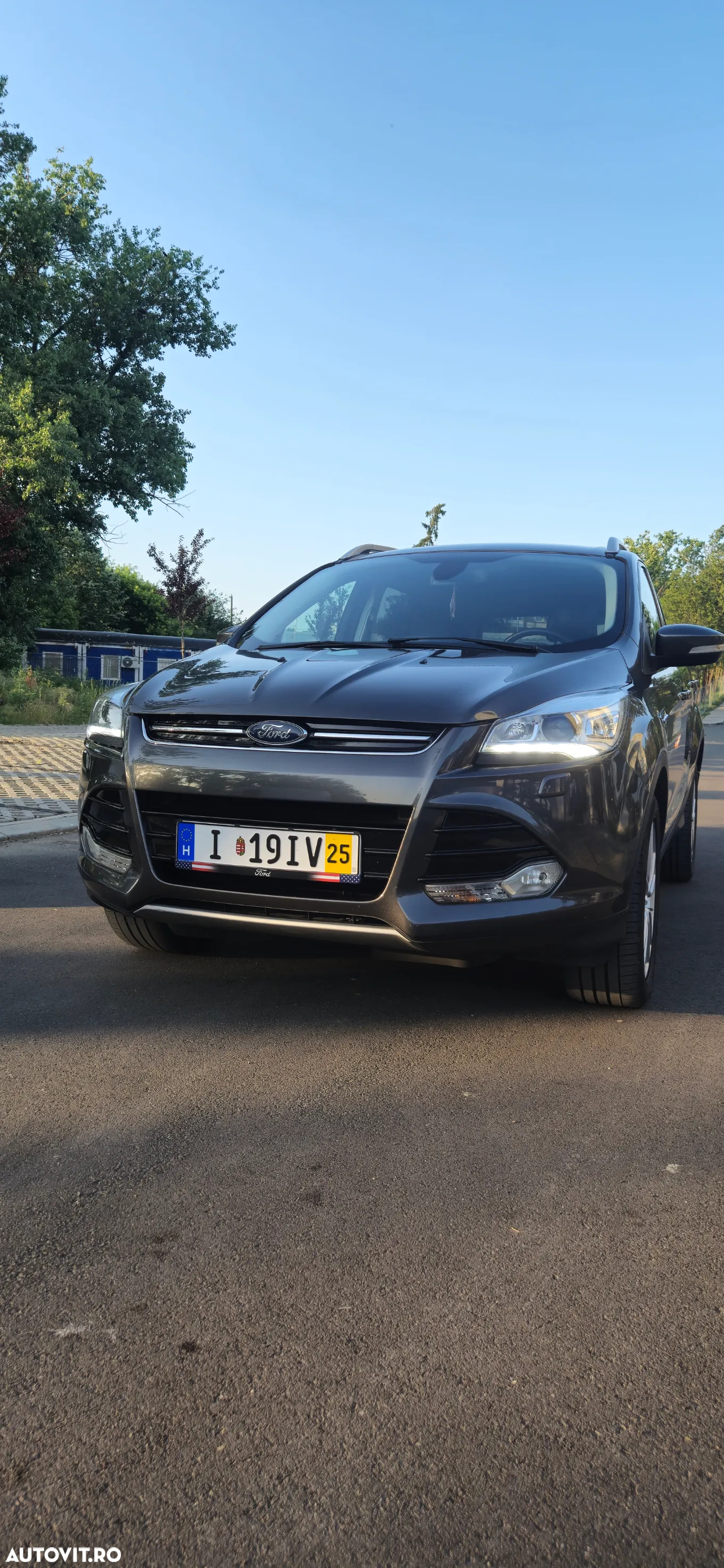Ford Kuga 2.0 TDCi 2WD Titanium - 9