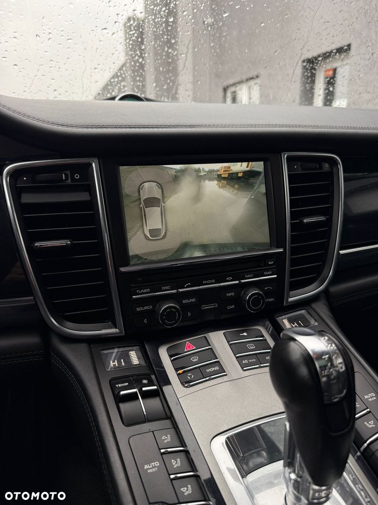 Porsche Panamera 4S PDK - 13