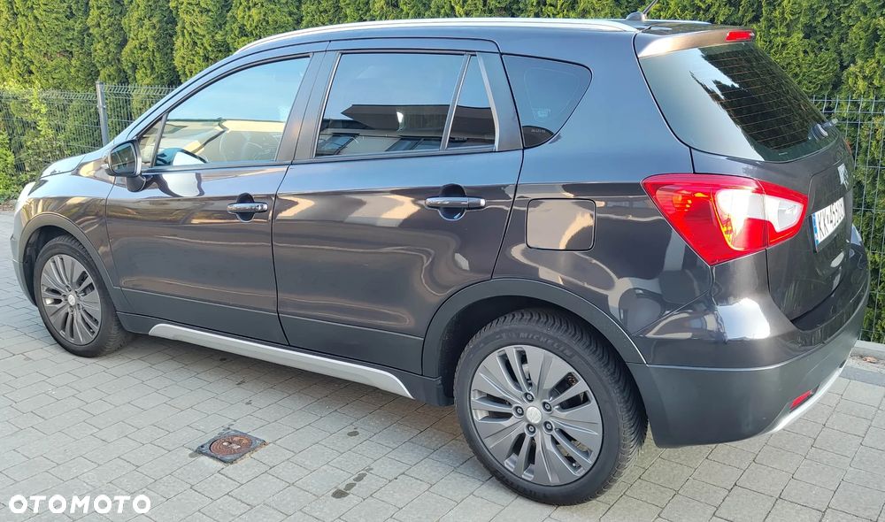 Suzuki SX4 1.6 Comfort Plus - 20