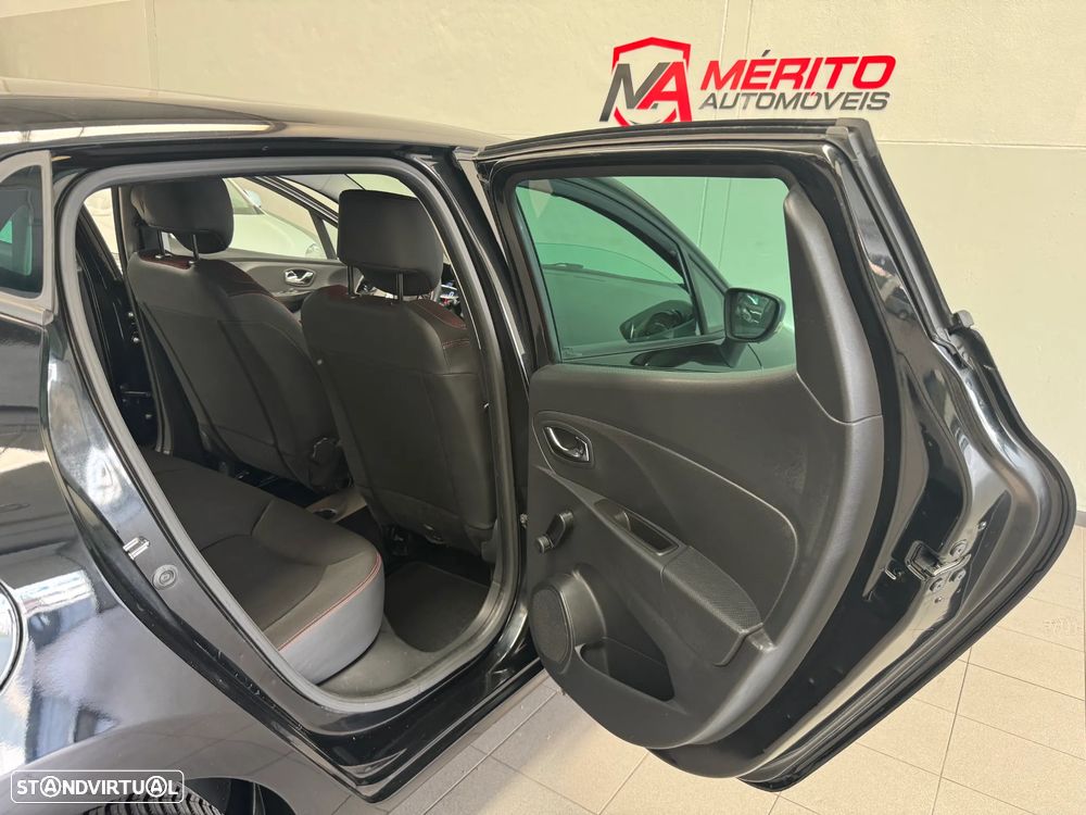 Renault Clio TCe 90 Luxe - 19