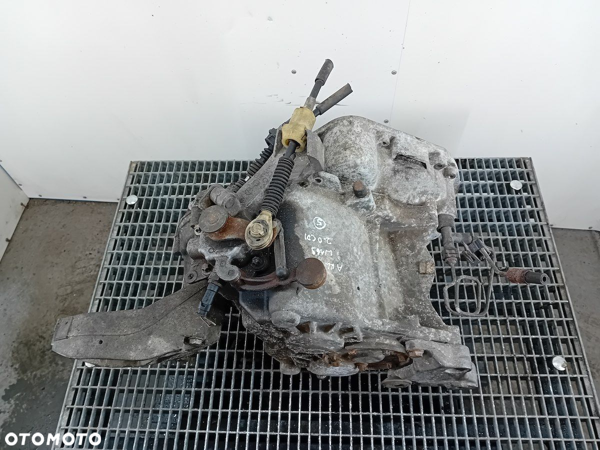 SKRZYNIA BIEGÓW MANUALNA MERCEDES-BENZ KLASA A W169 711640 2.0 CDI - 4