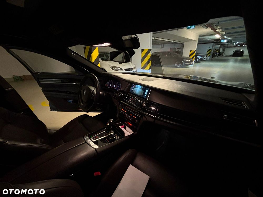 BMW Seria 7 750d xDrive - 5