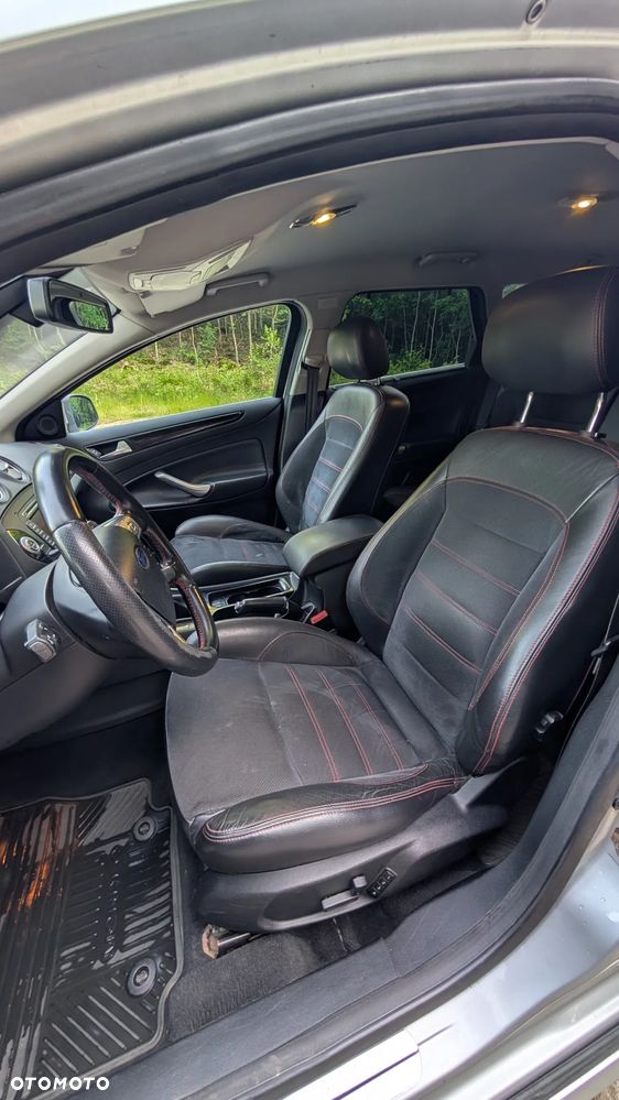 Ford Mondeo 2.0 TDCi Titanium S - 14
