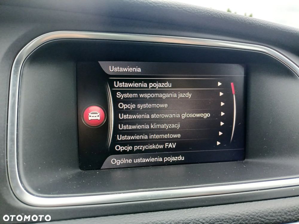 Volvo V40 - 30