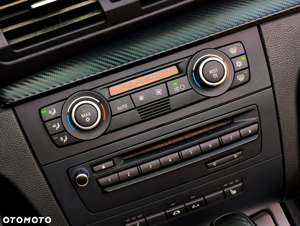 BMW Seria 1 135i Cabrio Edition Exclusive - 11