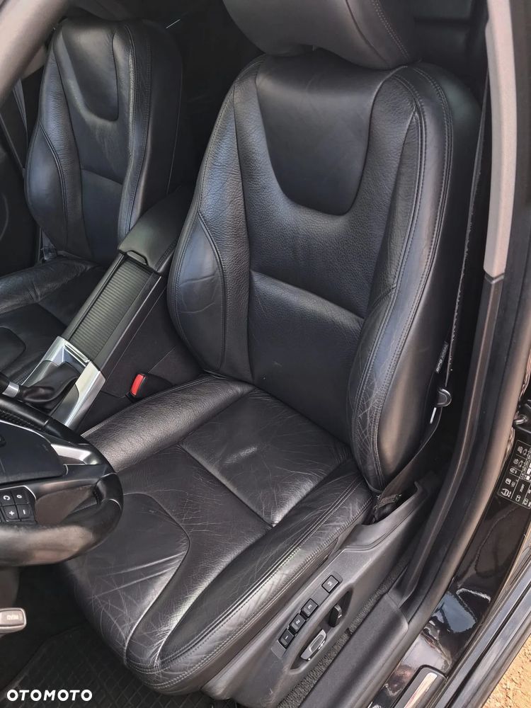 Volvo V60 D2 Momentum - 3