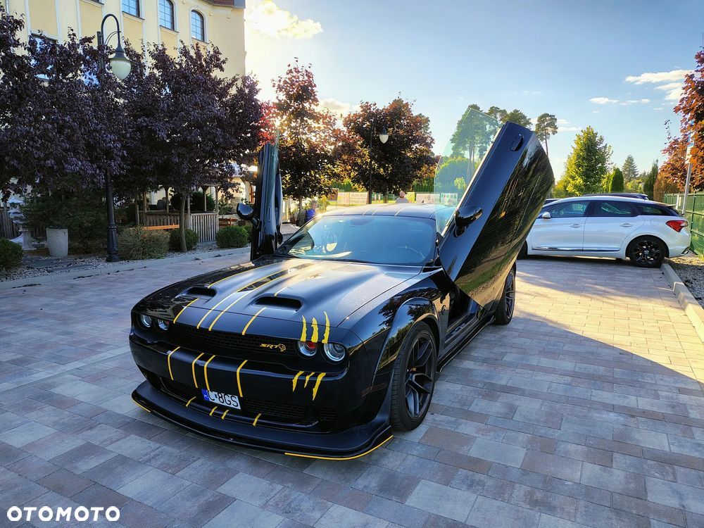 Dodge Challenger 6.4 Scat Pack Widebody - 1