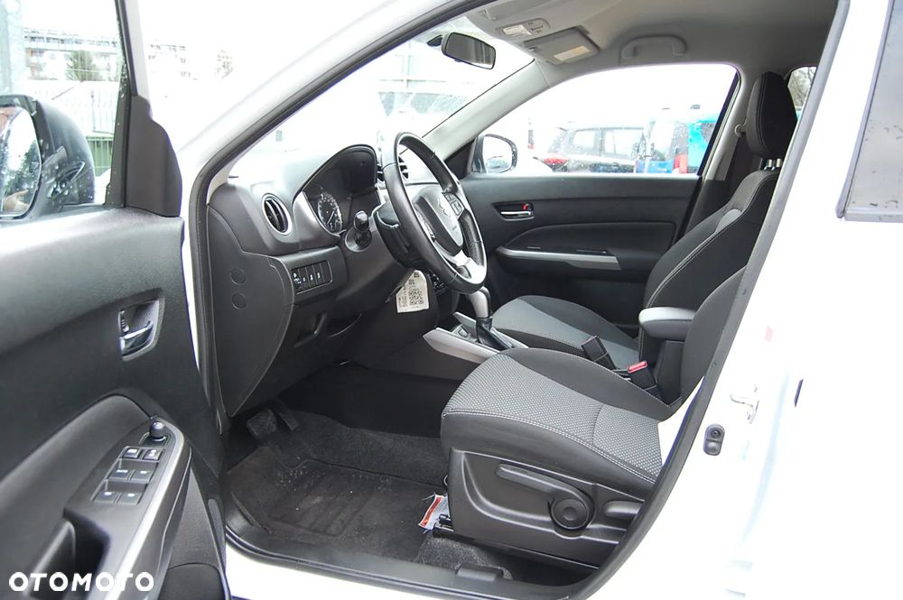 Suzuki Vitara - 21