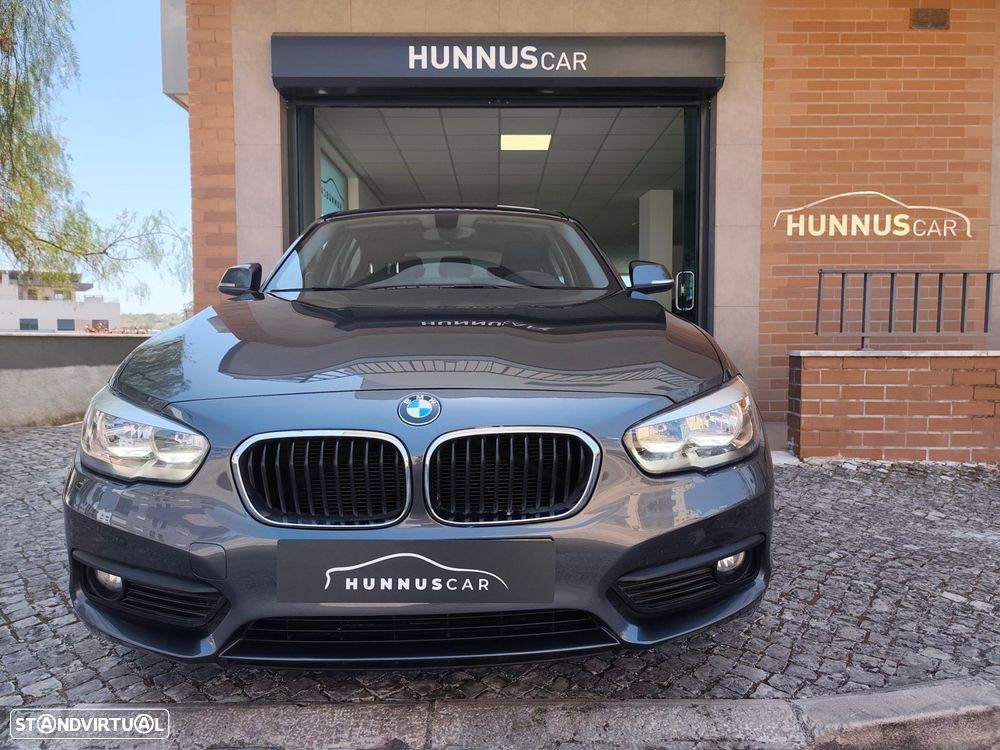 BMW 116 i Advantage — fotografia 2