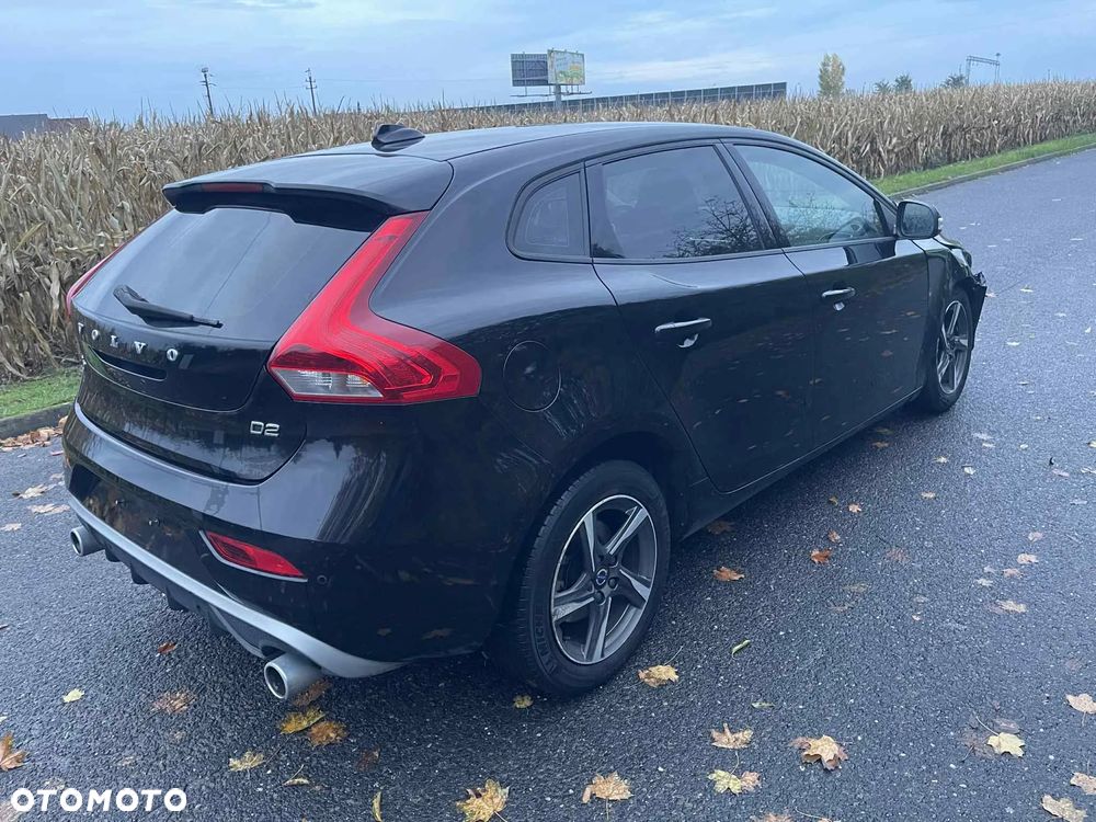 Volvo V40 D2 Drive-E Momentum - 5