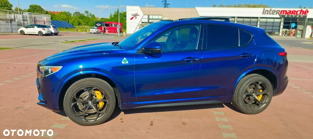 Alfa Romeo Stelvio V6 2.9 Bi-Turbo AT8-Q4 Quadrifoglio