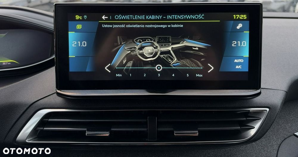 Peugeot 3008 1.6 PureTech Hybrid4 PHEV Allure S&S EAT8 - 36