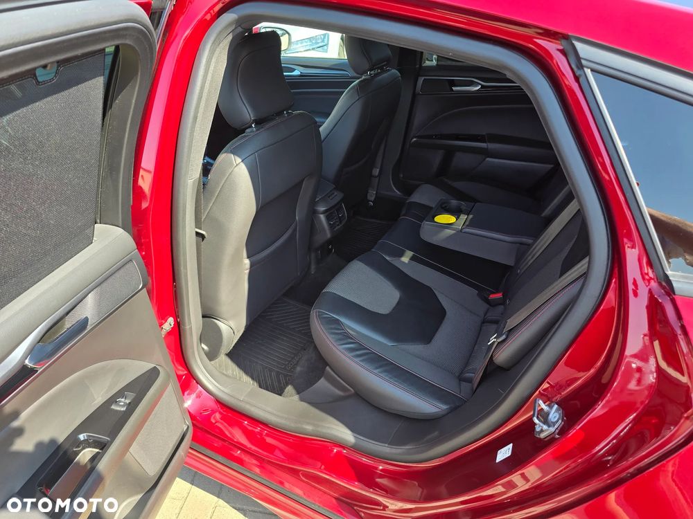 Ford Mondeo - 9