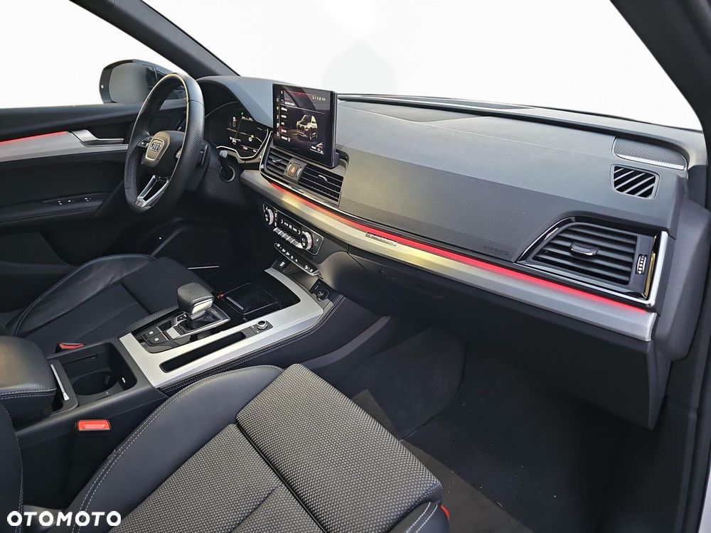 Audi Q5 Sportback - 25