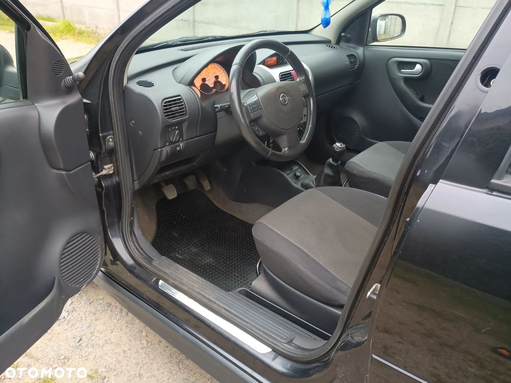 Opel Corsa 2005 photo 3
