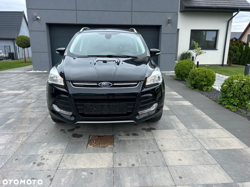 Ford Kuga 1.5 EcoBoost 2x4 Titanium - 2