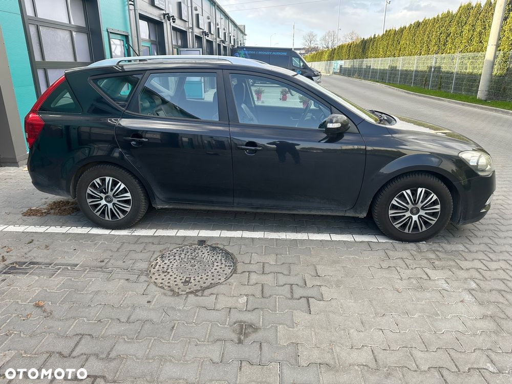 Kia Ceed 1.6 L Euro2012 - 3