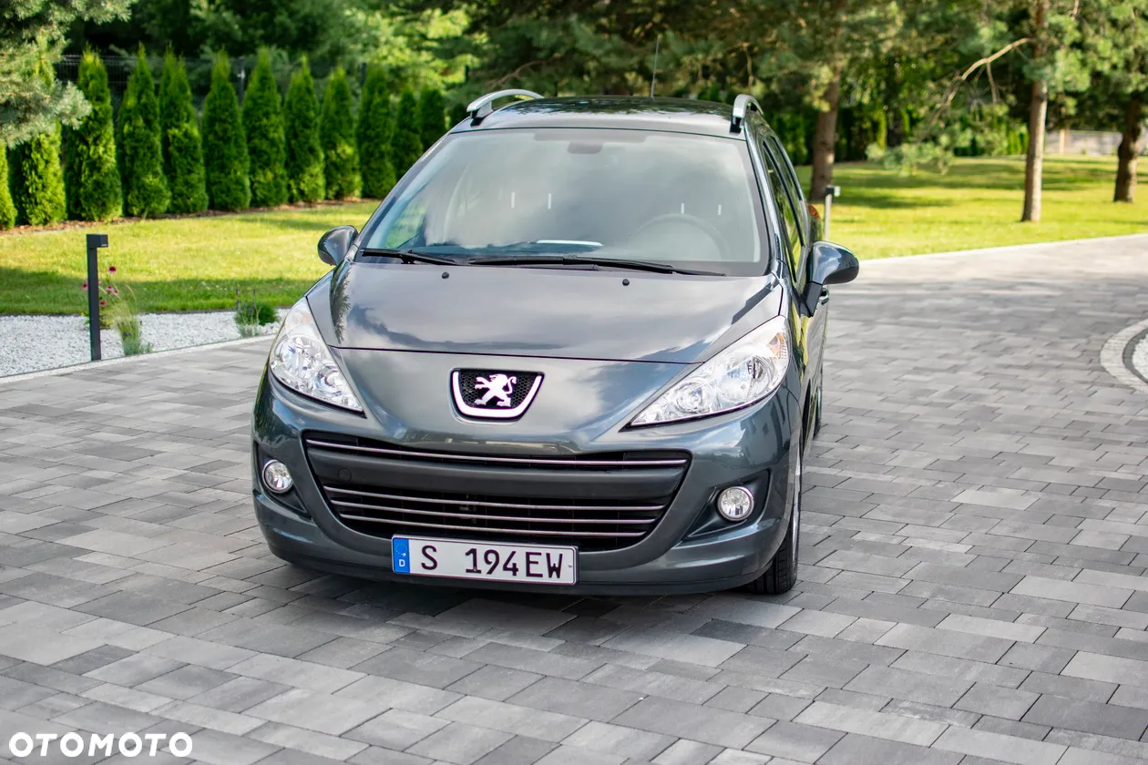 Peugeot 207 - 9