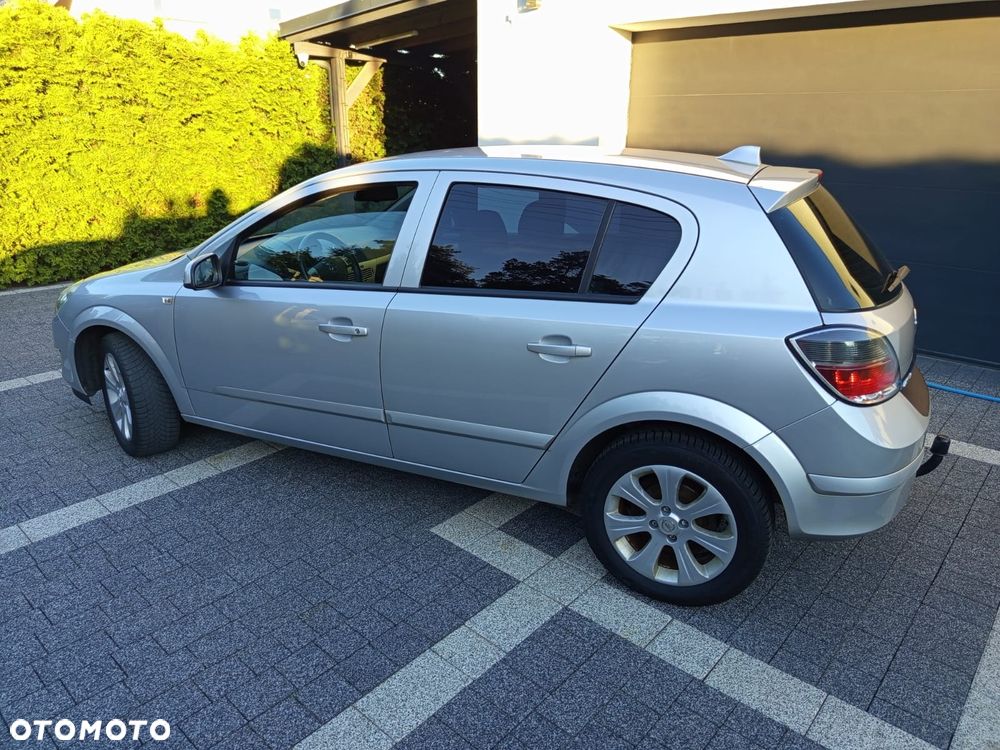 Opel Astra 1.4 Club - 31