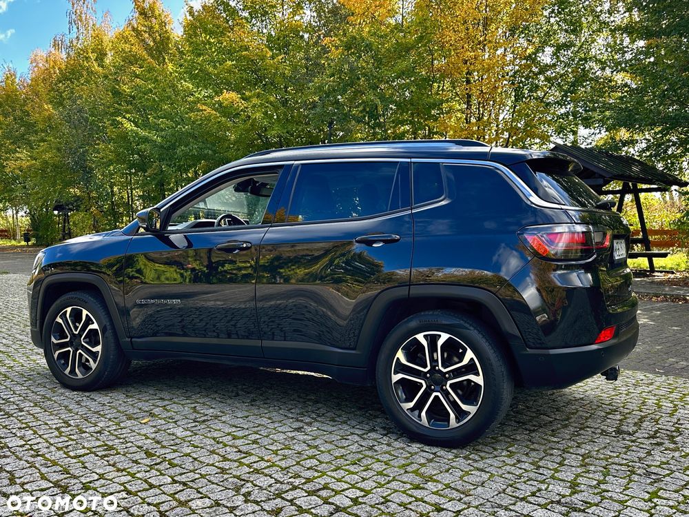 Jeep Compass - 22