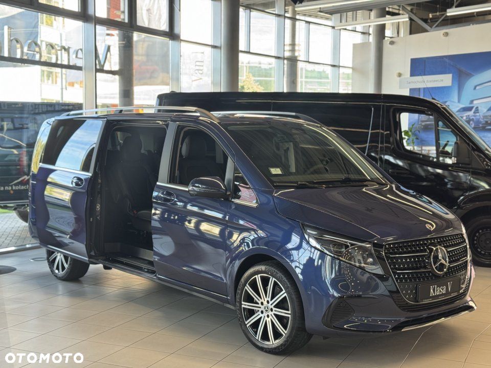 Mercedes-Benz Klasa V - 8