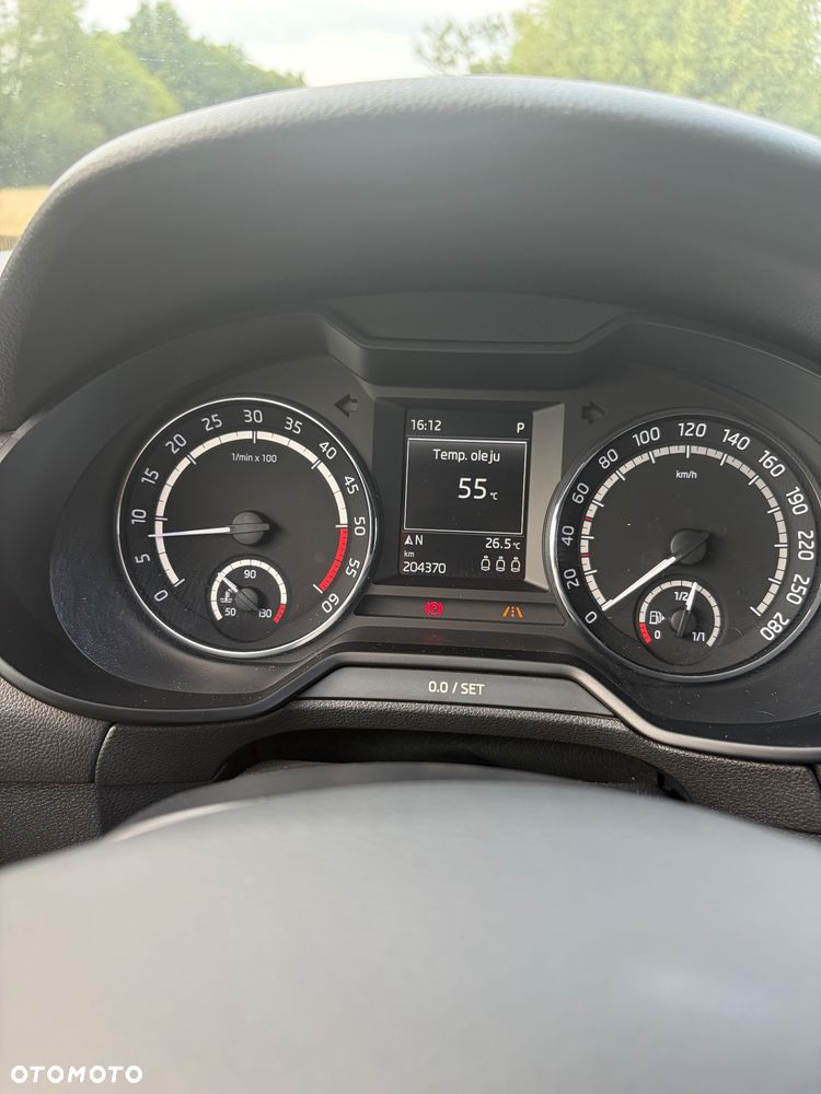Skoda Octavia 2.0 TDI RS DSG - 38
