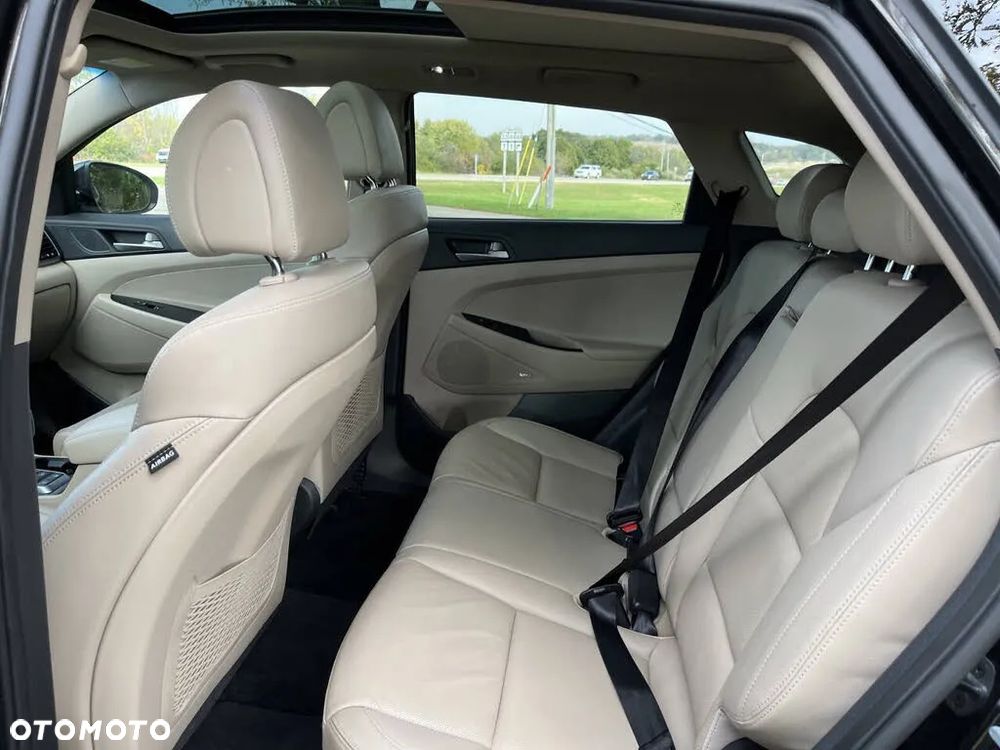 Hyundai Tucson 1.6 GDi 4WD DCT Premium - 16