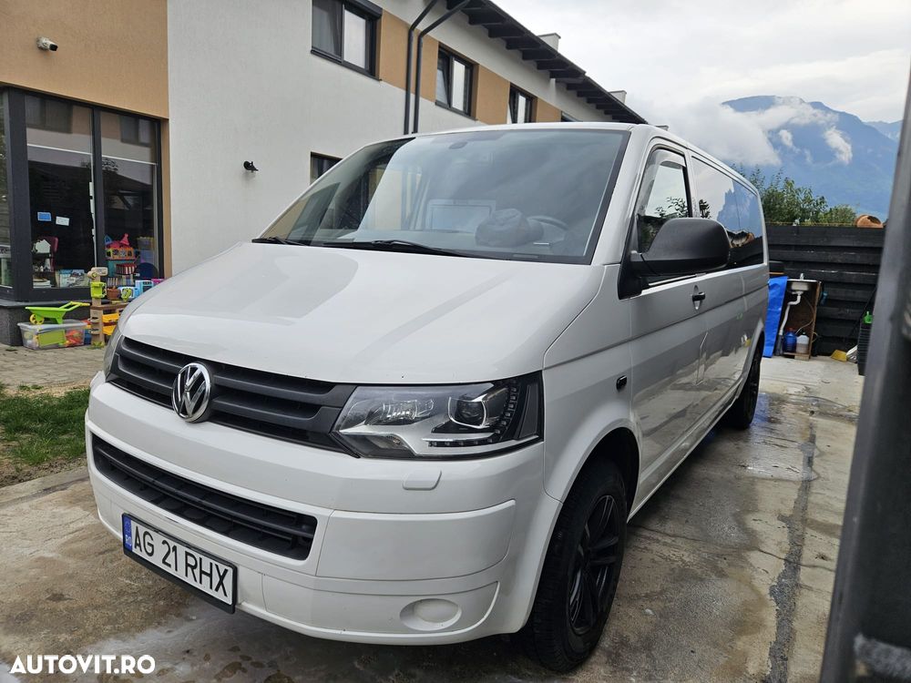 Volkswagen Caravelle - 1