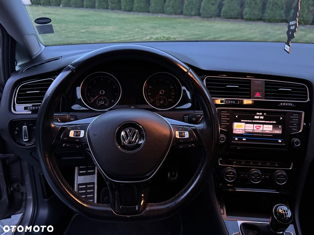Volkswagen Golf 1.4 TSI BlueMotion Technology Allstar - 38