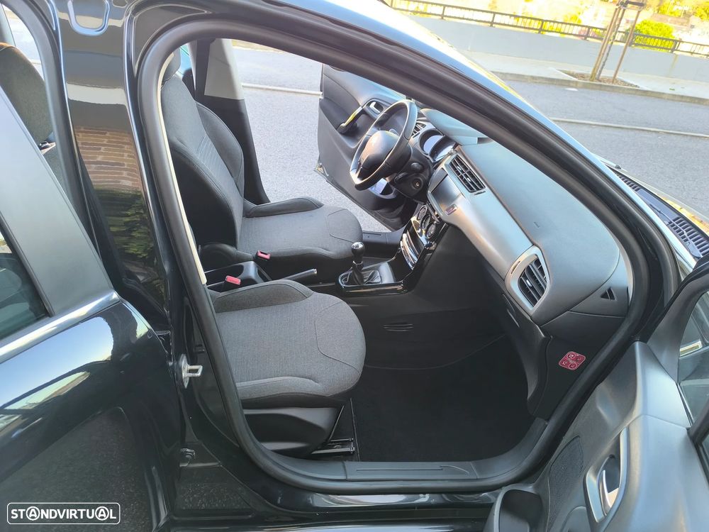 Citroën C3 1.2 PureTech Shine - 15