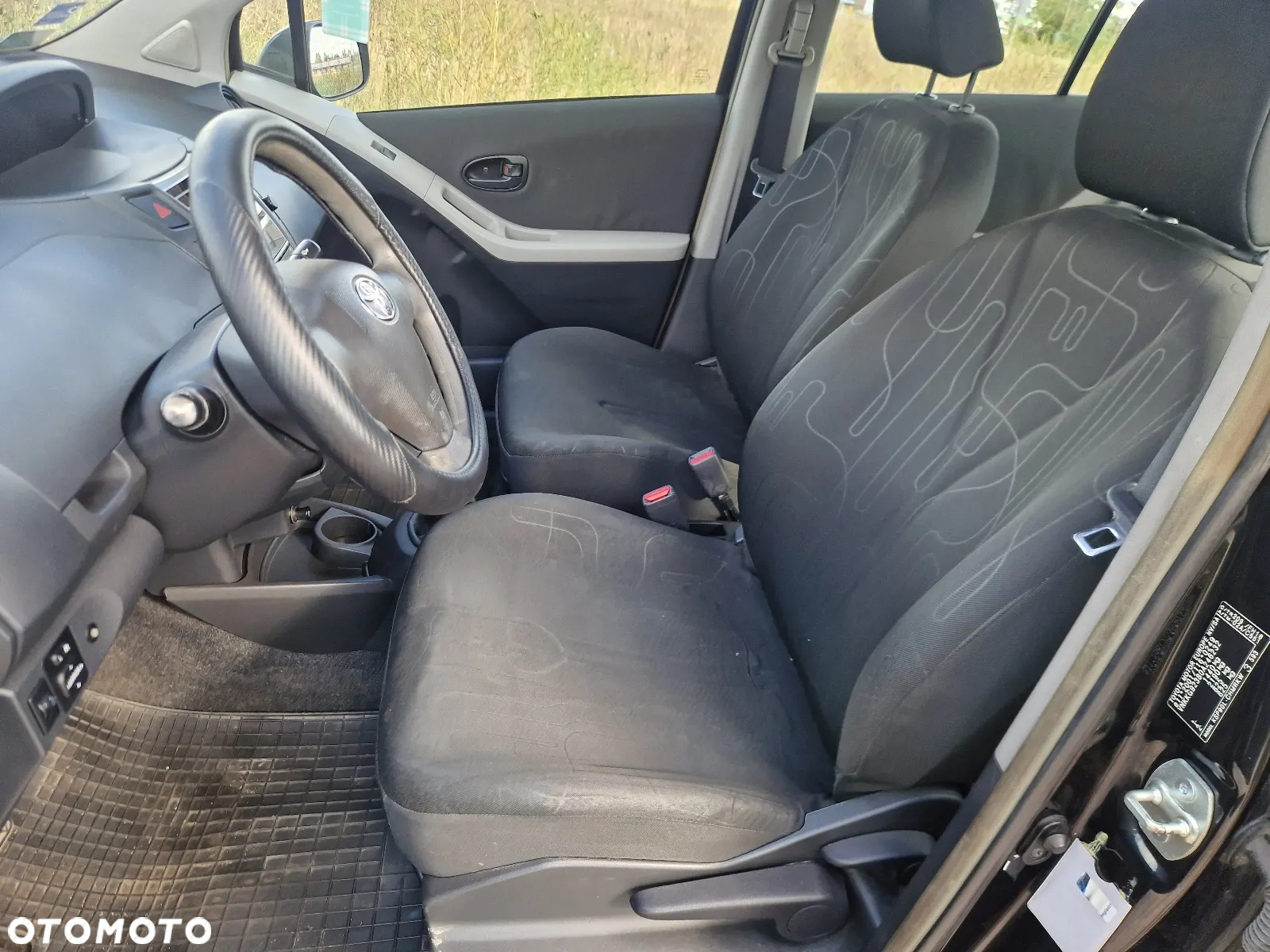 Toyota Yaris 1.0 Terra A/C - 21
