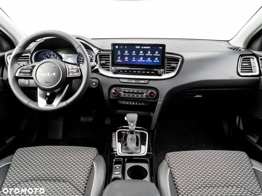 Kia Ceed 1.5 T-GDI Tribute DCT - 31
