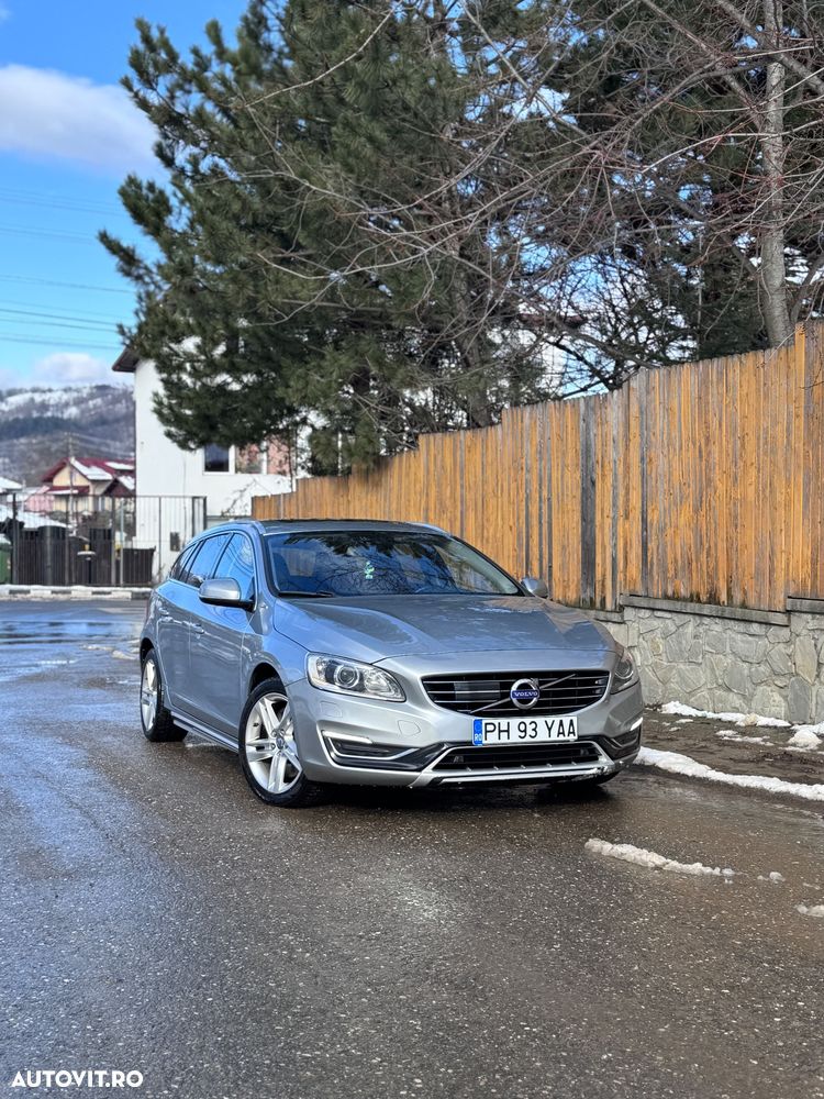 Volvo V60 D5 AWD Basic - 19