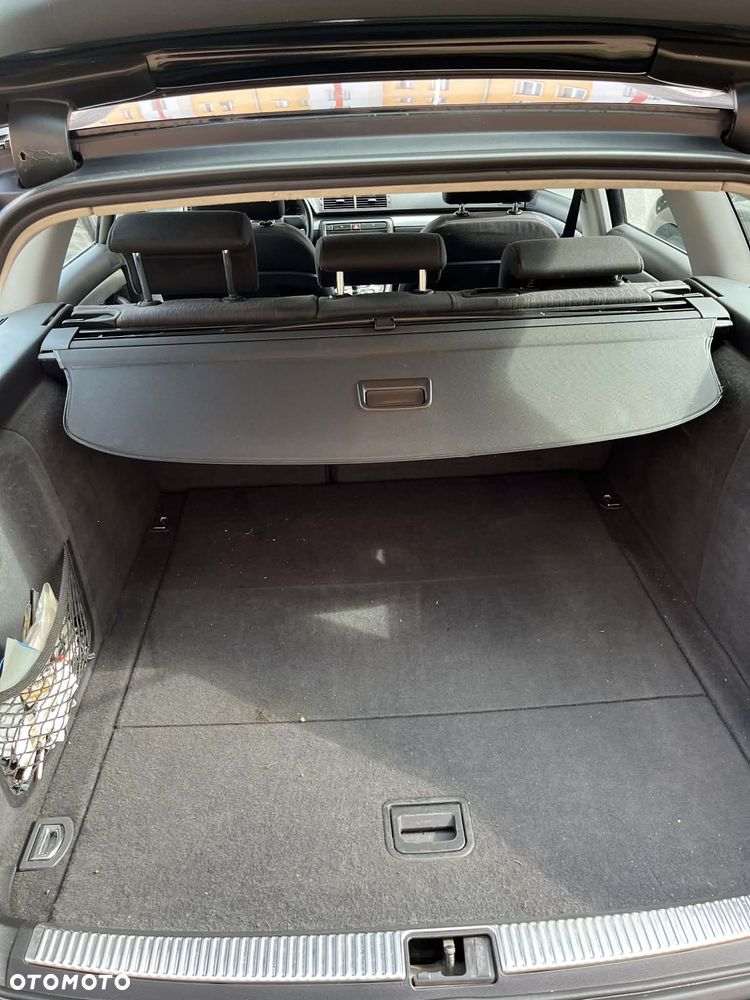 Audi A4 Avant 2.0 TDI - 12