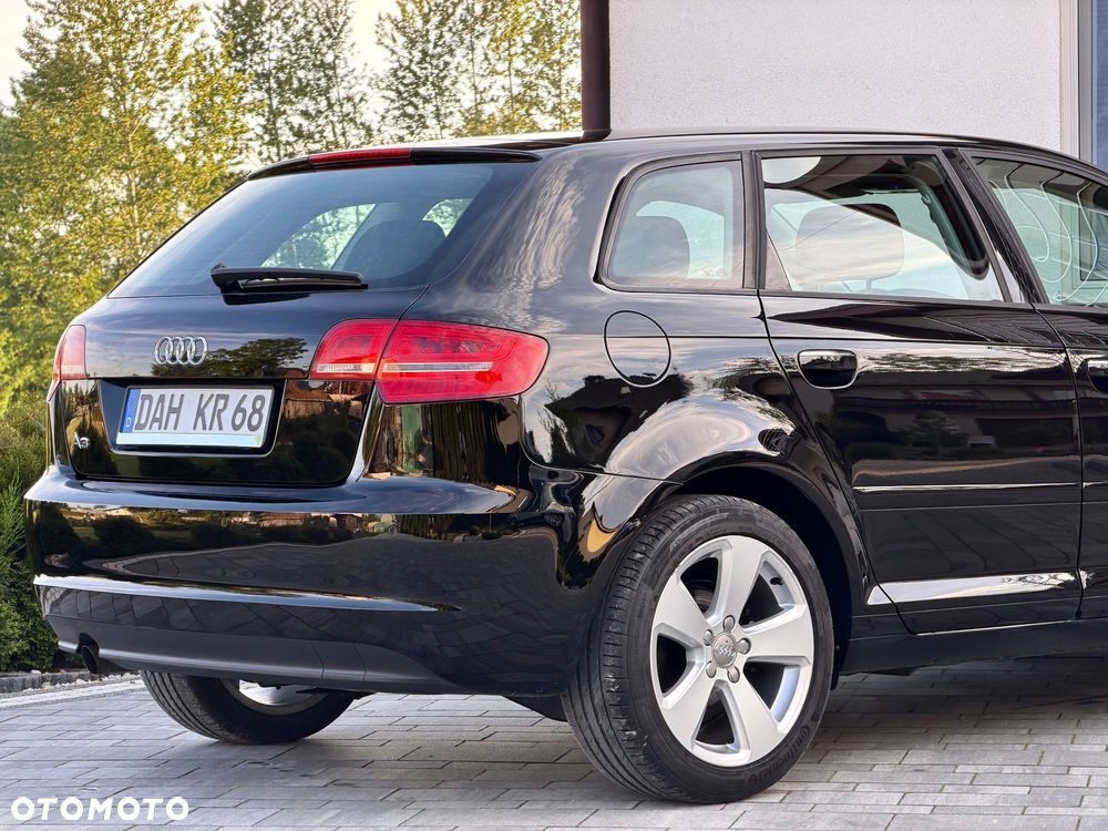 Audi A3 Sportback 1.6 Ambition - 13